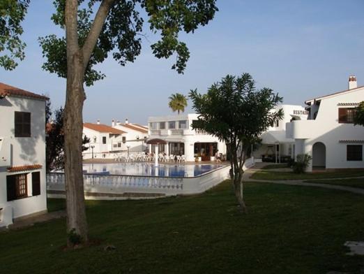 2 Bedroom Apartment , Son Bou Exterior foto